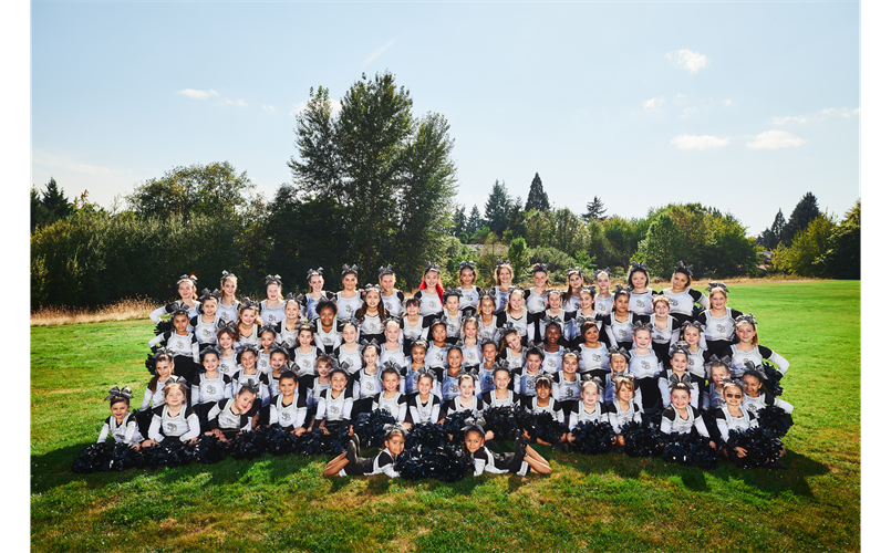 Your 2025 South Beaverton Sideline Cheerleaders!